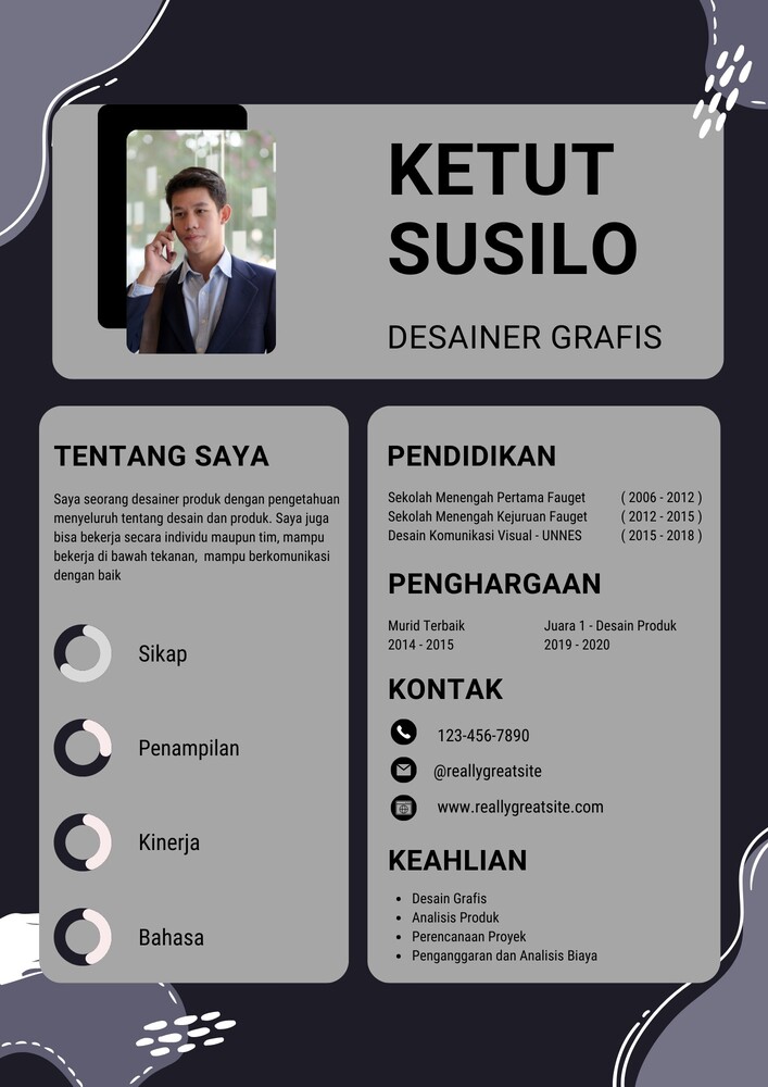 CV Fresh Graduate Jurusan DKV